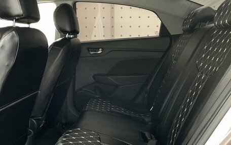 Hyundai Solaris II рестайлинг, 2019 год, 1 400 000 рублей, 13 фотография