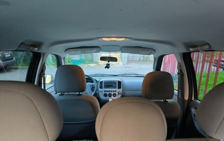 Ford Escape II, 2006 год, 900 000 рублей, 15 фотография