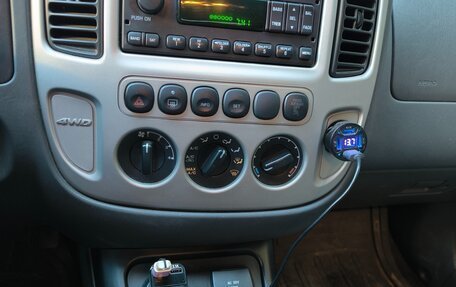 Ford Escape II, 2006 год, 900 000 рублей, 18 фотография