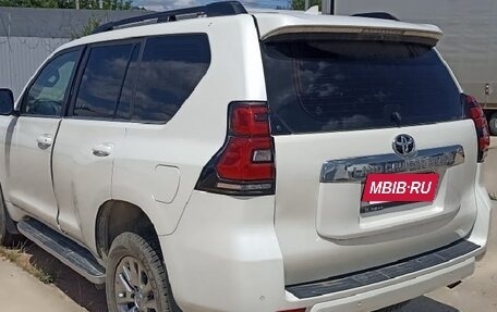 Toyota Land Cruiser Prado 150 рестайлинг 2, 2019 год, 4 135 000 рублей, 4 фотография