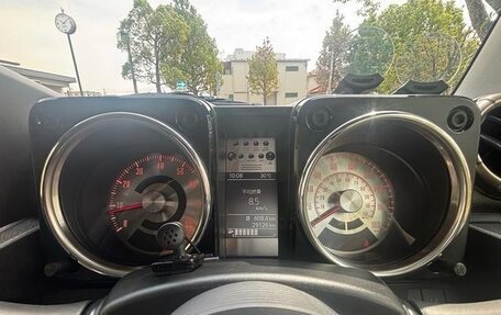 Suzuki Jimny, 2022 год, 1 800 000 рублей, 26 фотография