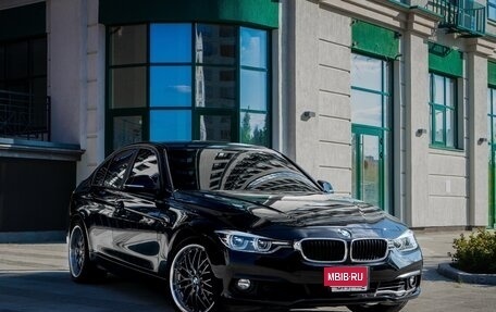 BMW 3 серия, 2017 год, 1 950 000 рублей, 4 фотография