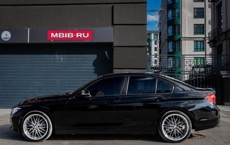 BMW 3 серия, 2017 год, 1 950 000 рублей, 6 фотография