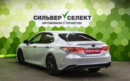 Toyota Camry, 2019 год, 2 900 000 рублей, 6 фотография
