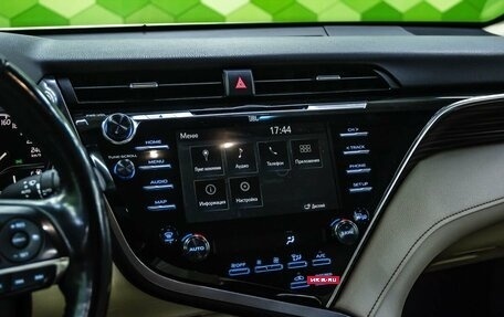 Toyota Camry, 2019 год, 2 900 000 рублей, 21 фотография