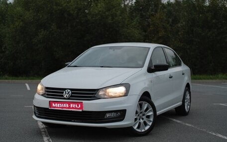 Volkswagen Polo VI (EU Market), 2018 год, 1 075 000 рублей, 1 фотография