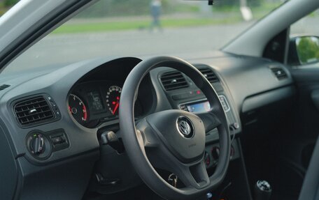 Volkswagen Polo VI (EU Market), 2018 год, 1 075 000 рублей, 12 фотография