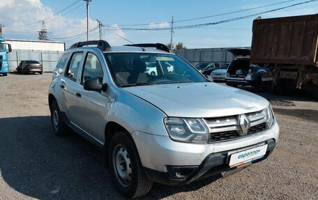 Renault Duster I рестайлинг, 2017 год, 1 088 000 рублей, 2 фотография