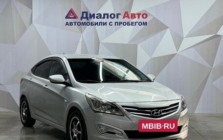 Hyundai Solaris II рестайлинг, 2016 год, 870 000 рублей, 3 фотография