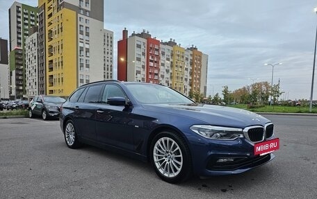 BMW 5 серия, 2018 год, 2 990 000 рублей, 3 фотография