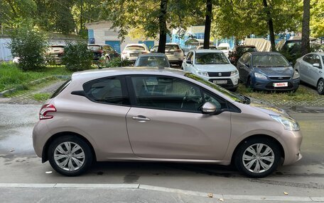 Peugeot 208 II, 2013 год, 645 000 рублей, 7 фотография