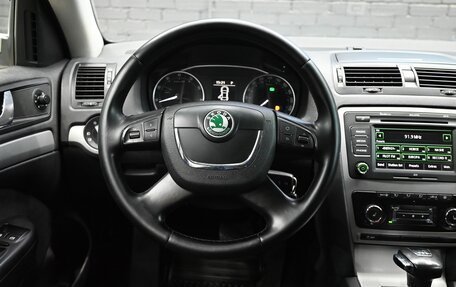 Skoda Octavia, 2010 год, 1 000 000 рублей, 13 фотография
