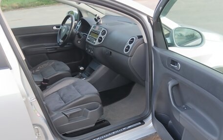 Volkswagen Golf Plus I, 2008 год, 500 000 рублей, 38 фотография