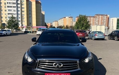 Infiniti QX70, 2016 год, 2 550 000 рублей, 8 фотография