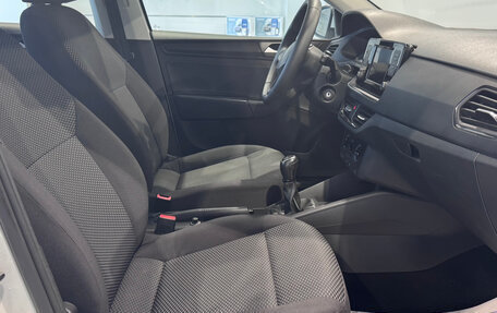 Volkswagen Polo VI (EU Market), 2021 год, 1 337 000 рублей, 17 фотография