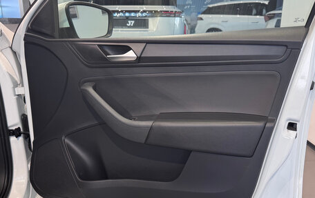 Volkswagen Polo VI (EU Market), 2021 год, 1 337 000 рублей, 22 фотография