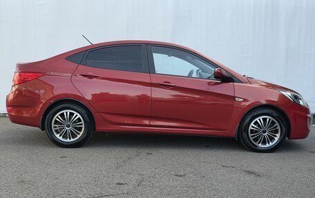 Hyundai Solaris II рестайлинг, 2012 год, 825 000 рублей, 4 фотография