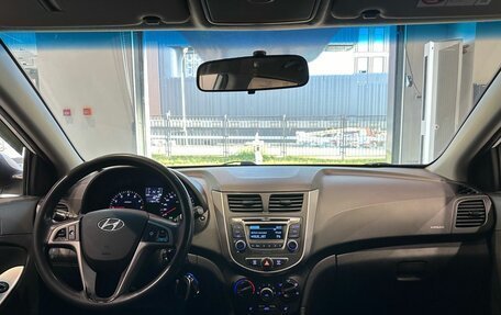 Hyundai Solaris II рестайлинг, 2014 год, 800 000 рублей, 15 фотография
