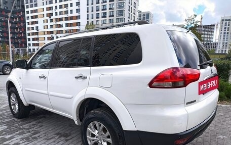 Mitsubishi Pajero Sport II рестайлинг, 2013 год, 1 950 000 рублей, 11 фотография