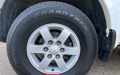 Mitsubishi Pajero Sport II рестайлинг, 2011 год, 1 800 000 рублей, 6 фотография