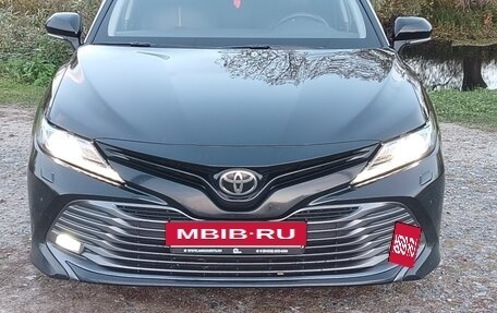 Toyota Camry, 2019 год, 2 100 000 рублей, 7 фотография