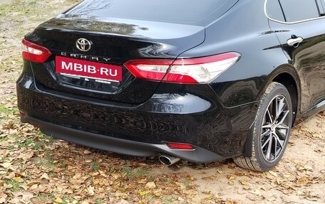 Toyota Camry, 2019 год, 2 100 000 рублей, 22 фотография