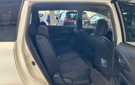 Toyota Wish II, 2012 год, 1 849 000 рублей, 17 фотография