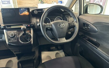 Toyota Wish II, 2012 год, 1 849 000 рублей, 15 фотография