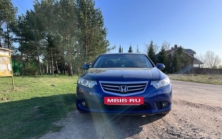 Honda Accord VIII рестайлинг, 2011 год, 1 800 000 рублей, 2 фотография