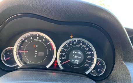 Honda Accord VIII рестайлинг, 2011 год, 1 800 000 рублей, 14 фотография