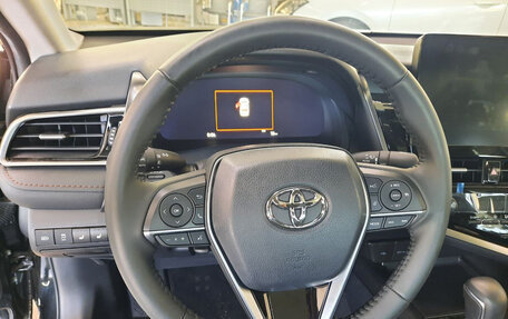 Toyota Camry, 2023 год, 4 300 000 рублей, 6 фотография