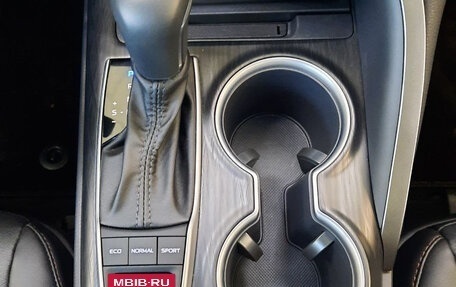 Toyota Camry, 2023 год, 4 300 000 рублей, 11 фотография