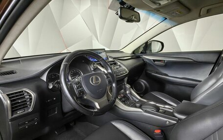 Lexus NX I, 2016 год, 2 425 000 рублей, 16 фотография