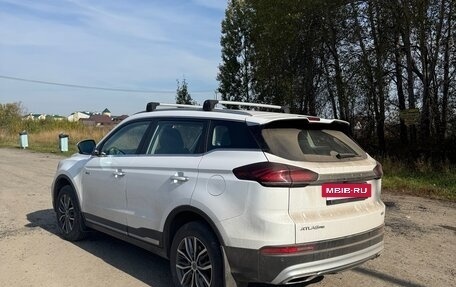 Geely Atlas, 2024 год, 2 000 000 рублей, 4 фотография