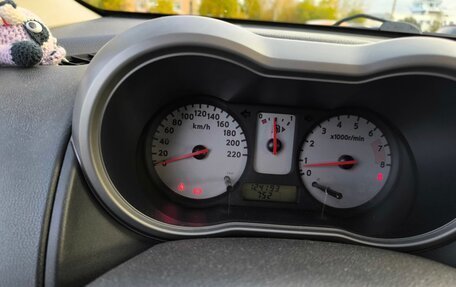 Nissan Note II рестайлинг, 2008 год, 600 000 рублей, 6 фотография