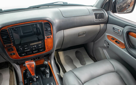 Lexus LX II, 2002 год, 2 049 000 рублей, 27 фотография