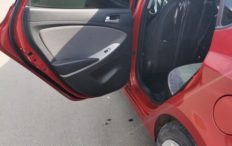 Hyundai Solaris II рестайлинг, 2013 год, 1 200 000 рублей, 12 фотография