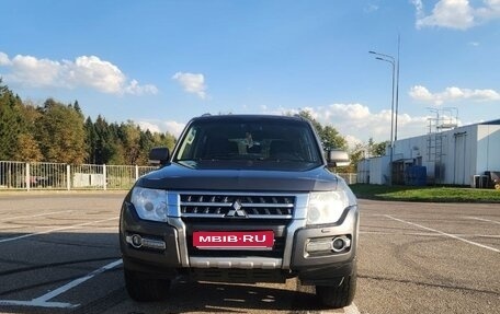 Mitsubishi Pajero IV, 2015 год, 2 500 000 рублей, 1 фотография