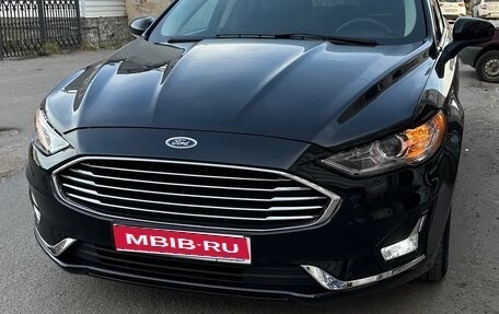 Ford Fusion (North America) II, 2020 год, 1 800 000 рублей, 1 фотография
