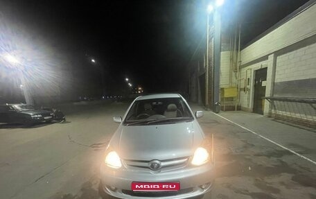 Toyota Platz, 2004 год, 420 000 рублей, 1 фотография