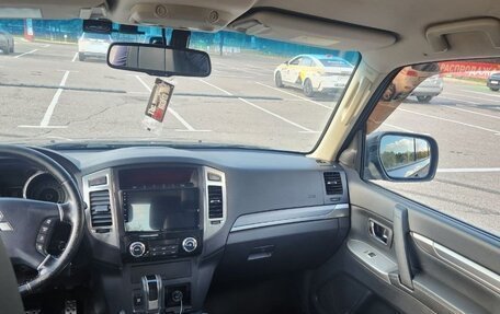 Mitsubishi Pajero IV, 2015 год, 2 500 000 рублей, 12 фотография