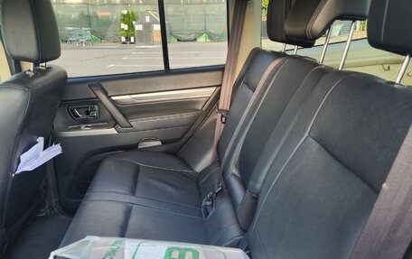 Mitsubishi Pajero IV, 2015 год, 2 500 000 рублей, 11 фотография