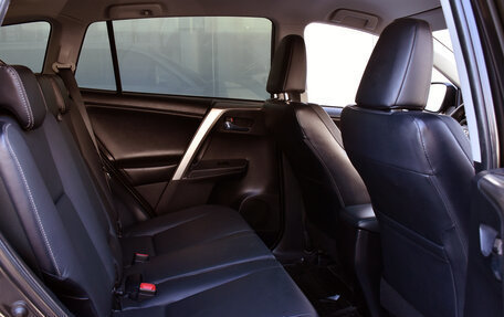 Toyota RAV4, 2015 год, 2 349 000 рублей, 19 фотография