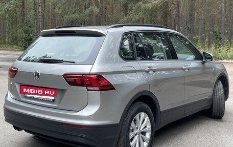 Volkswagen Tiguan II, 2020 год, 1 880 000 рублей, 6 фотография