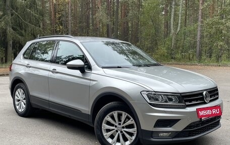 Volkswagen Tiguan II, 2020 год, 1 880 000 рублей, 4 фотография