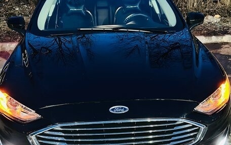 Ford Fusion (North America) II, 2020 год, 1 800 000 рублей, 2 фотография