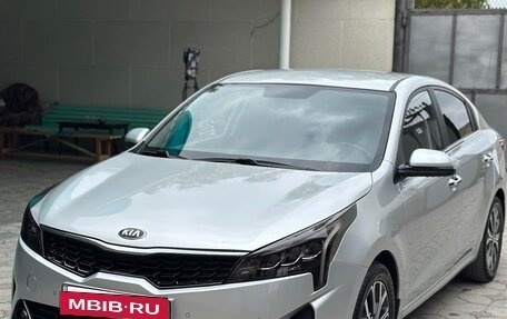 KIA Rio IV, 2021 год, 1 790 000 рублей, 3 фотография