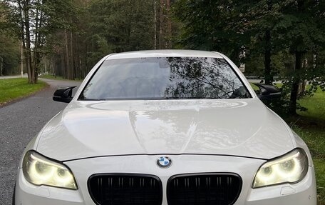 BMW 5 серия, 2014 год, 1 790 000 рублей, 3 фотография