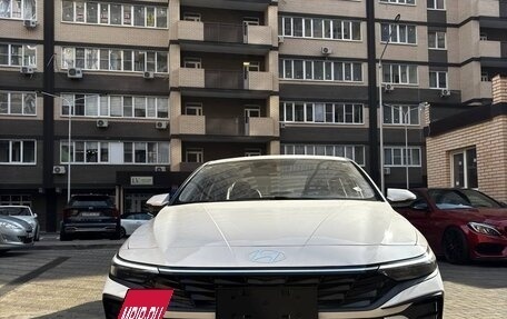 Hyundai Elantra, 2025 год, 2 400 000 рублей, 16 фотография
