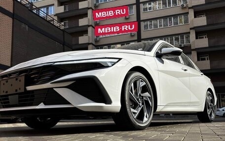 Hyundai Elantra, 2025 год, 2 400 000 рублей, 15 фотография